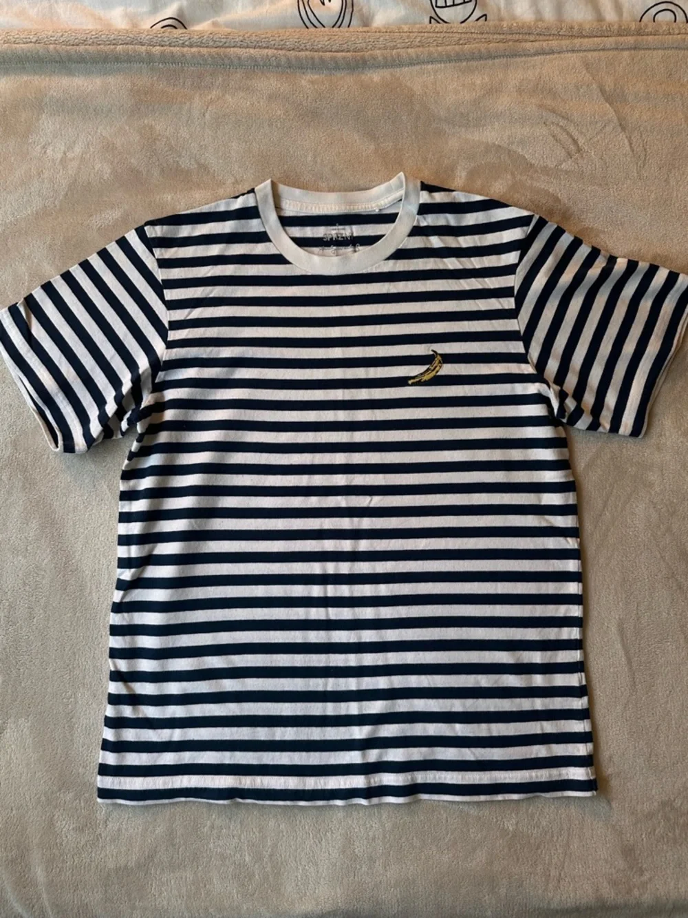 Uniqlo Warhol Collection Navy and White Striped Crewneck Tee - Picture 1 of 4